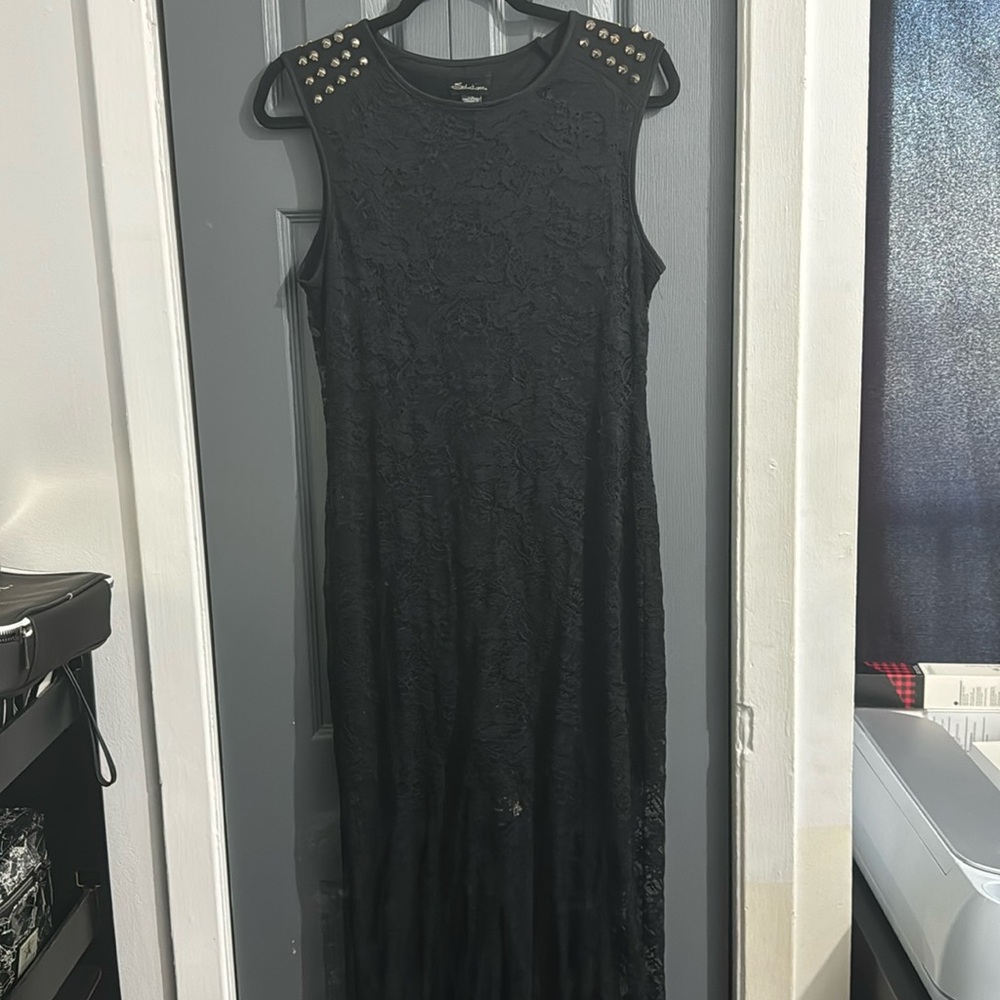 Black dress